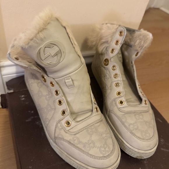 High top sneakers - Picture 1 of 14